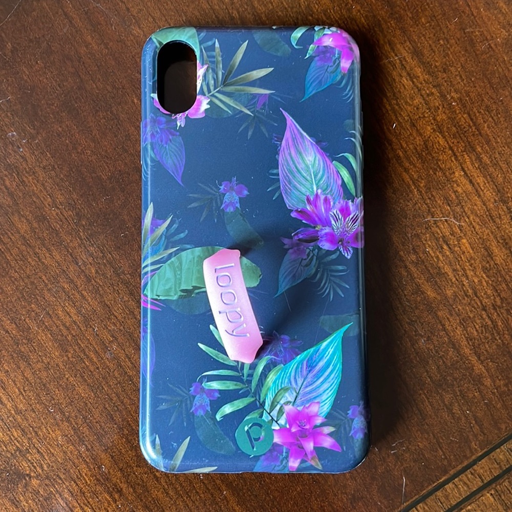 Loopy case for a 10 XS Max.